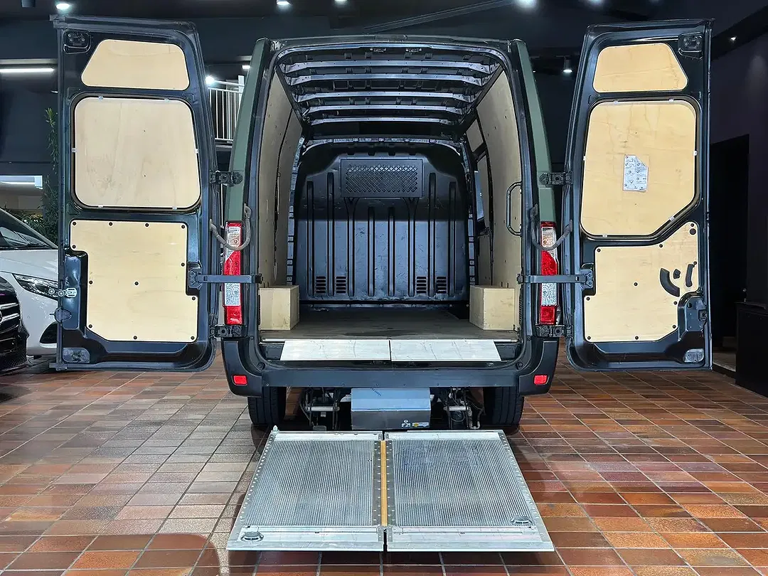 Renault Master 4x4 - Thumbnail 11