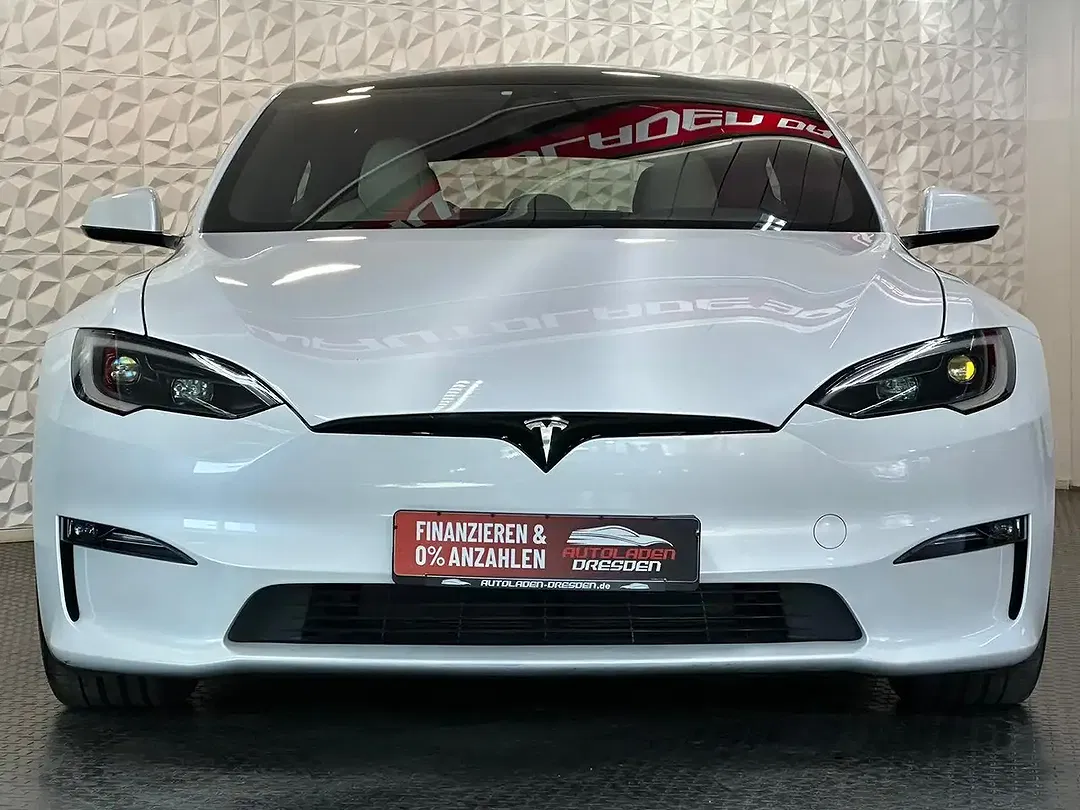 Tesla Model S 100 kWh Dual Motor Long Range - Thumbnail 3