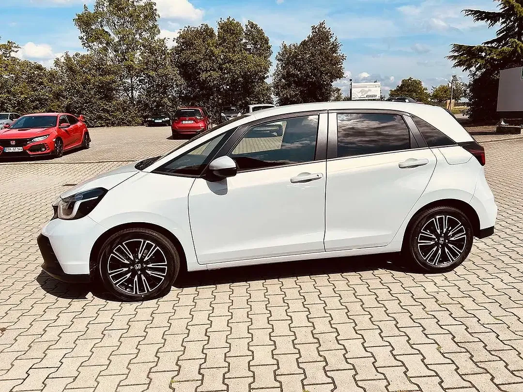 Honda Jazz 1.5 Hybrid e:HEV i-MMD Advance - foto 2