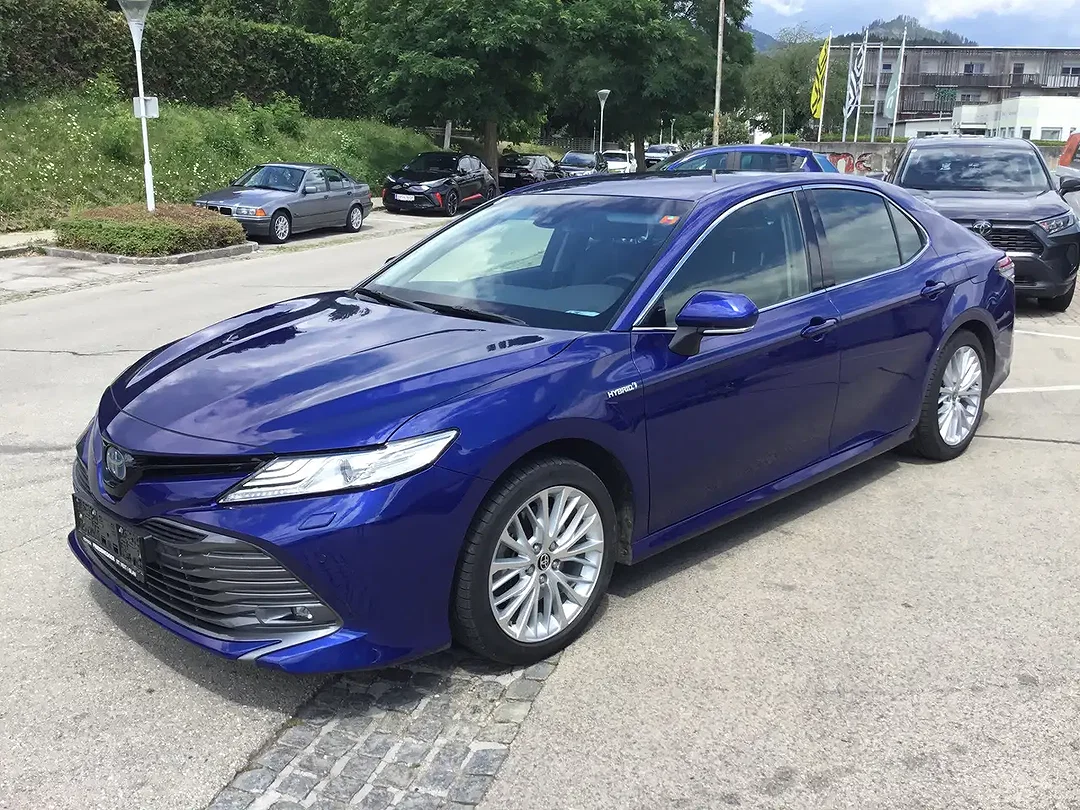 Toyota Camry AUT Hybrid Lounge - Afbeelding 1