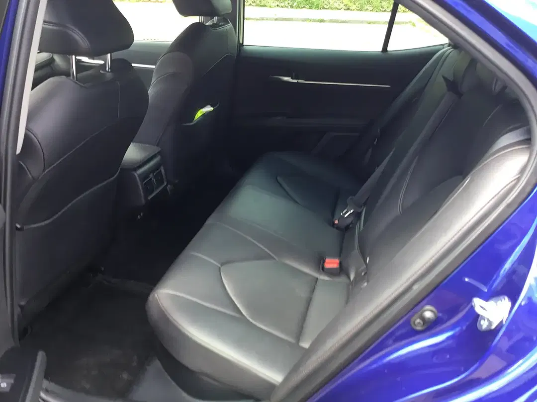 Toyota Camry AUT Hybrid Lounge - Thumbnail 9