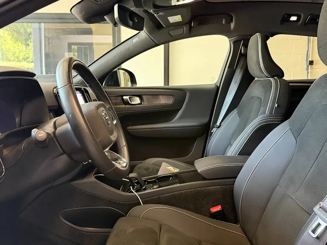 Volvo C40 Recharge Edition - Thumbnail 7