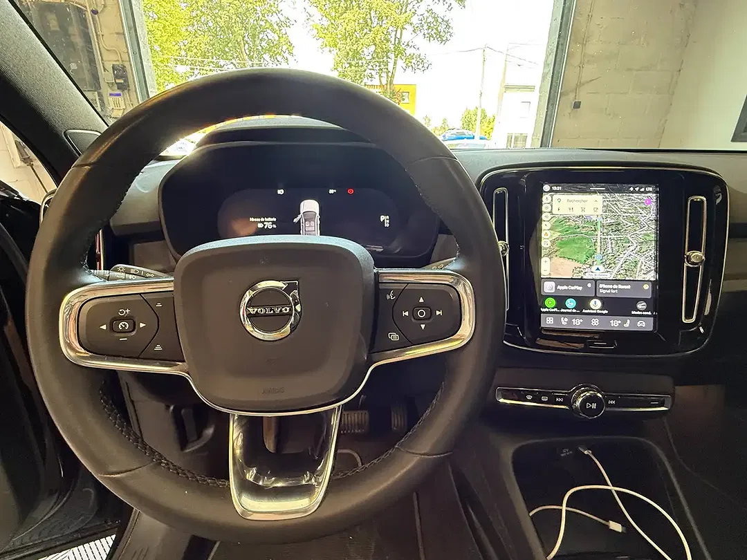 Volvo C40 Recharge Edition - Thumbnail 9