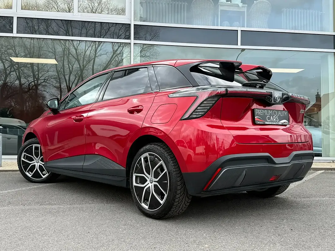 MG MG4 Luxury - Thumbnail 7