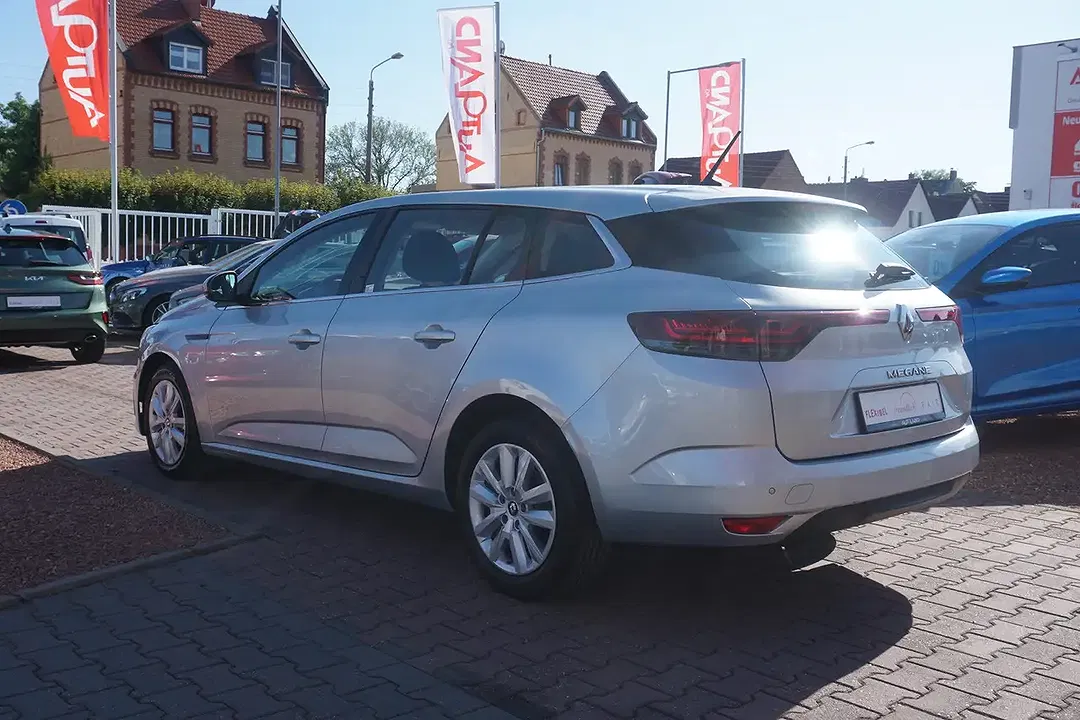 Renault Megane 1.3 TCe Equilibre - Thumbnail 4