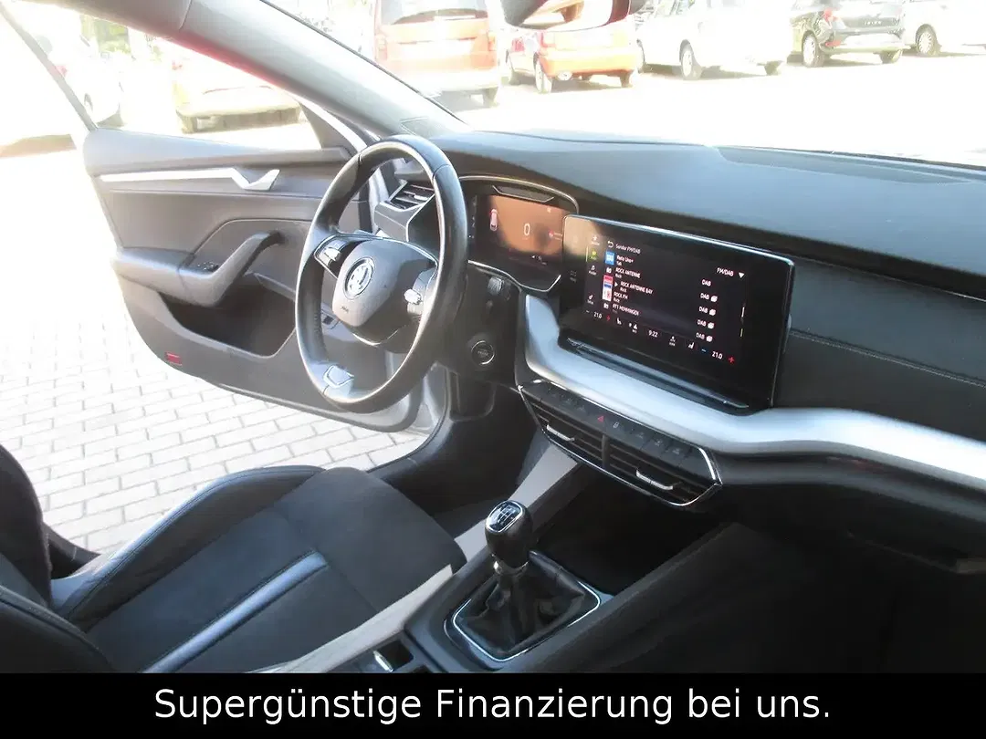 Skoda Octavia 1.5 Combi Style - Thumbnail 11