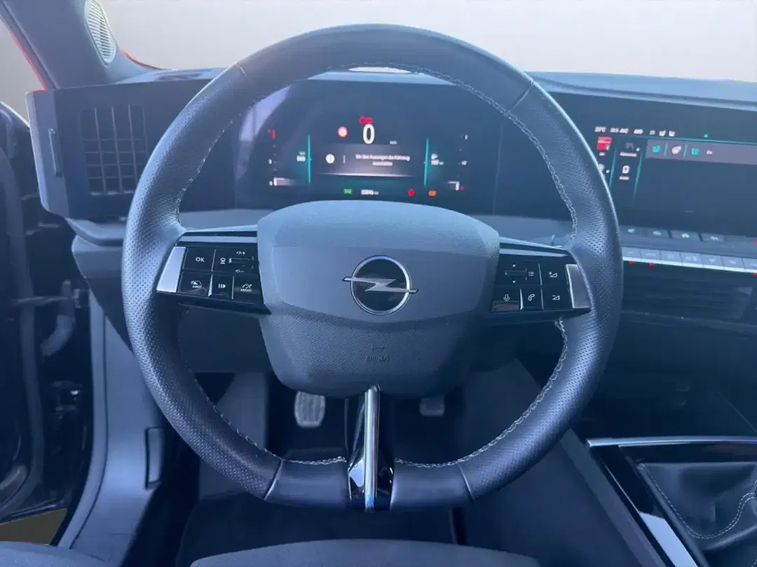 Opel Astra GS - Thumbnail 14