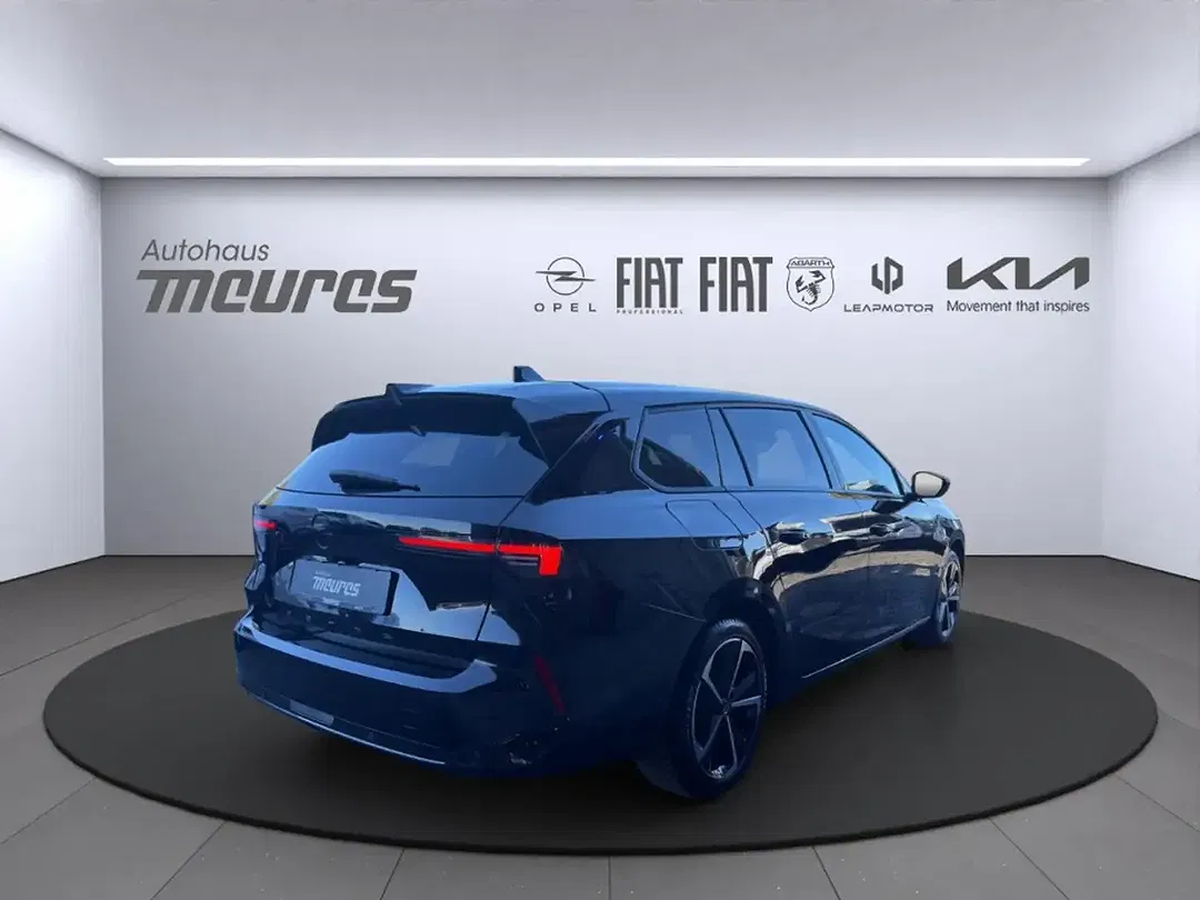 Opel Astra GS - Thumbnail 4