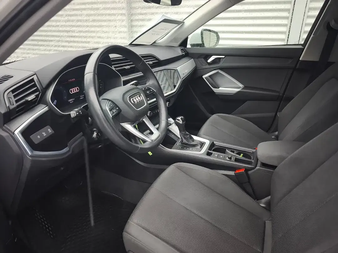 Audi Q3 35 TDI - Thumbnail 9
