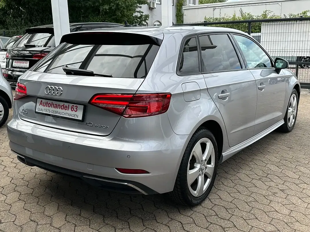 Audi A3 40 e-tron Sportback sport - Thumbnail 4