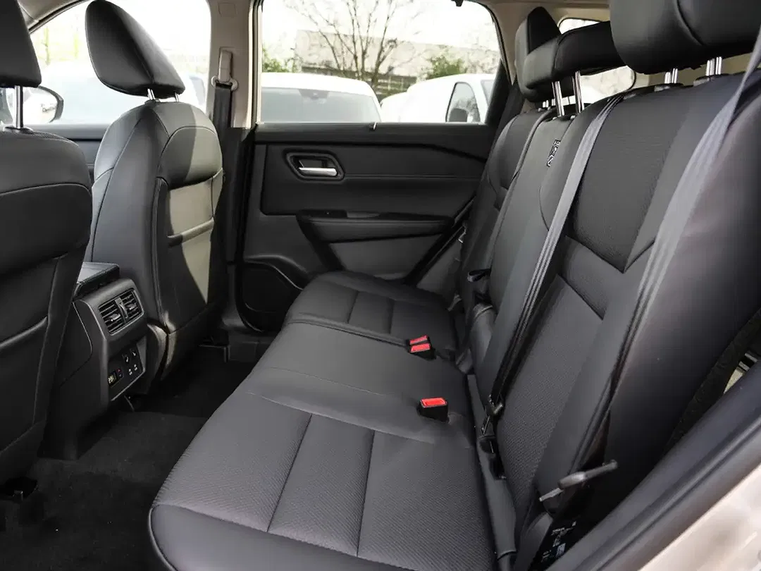 Nissan X-Trail 1.5 VC-T e-Power N-Trek - Thumbnail 8