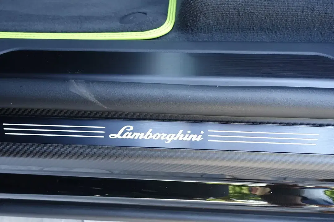Lamborghini Urus 4.0 V8 PHEV SE - Thumbnail 26