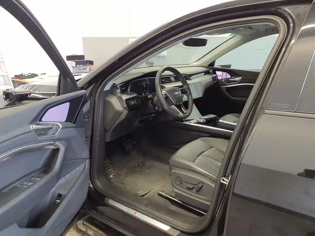 Audi Q8 e-tron Matrix LED Sportback S line - Thumbnail 7