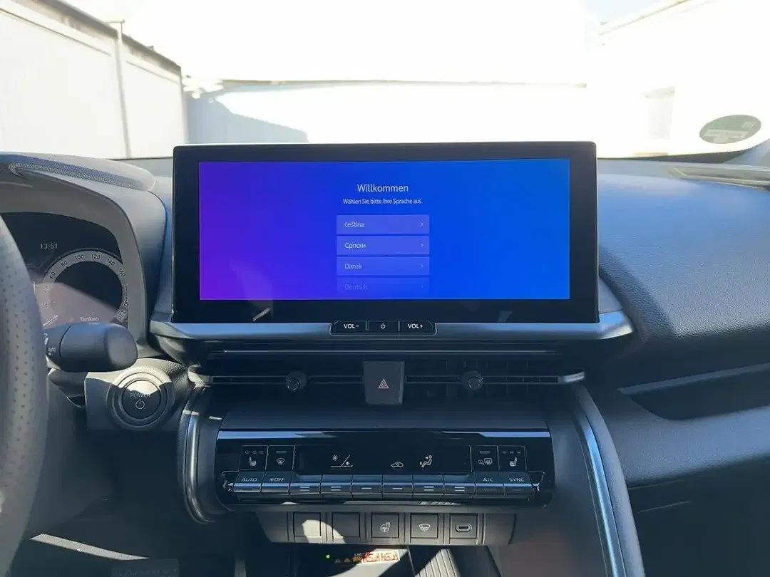 Toyota C-HR CVT PHEV GR Sport - Thumbnail 9
