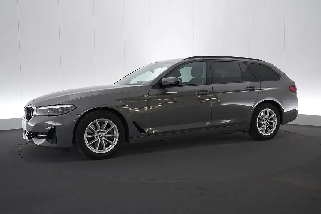 BMW 520 MHEV Touring Business - Thumbnail 12