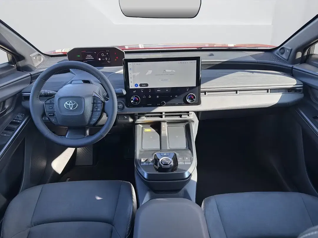 Toyota C-HR 4x4 Plus Lounge - Thumbnail 13