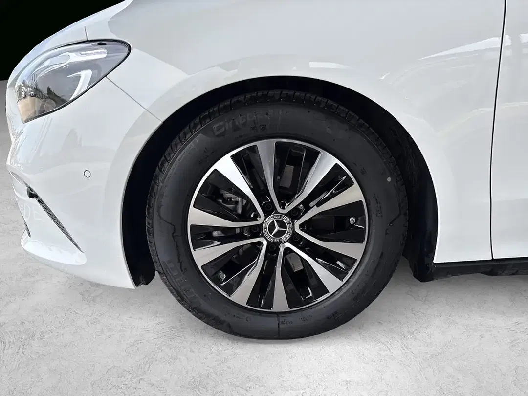 Mercedes-Benz B 180 Comfort - Thumbnail 3