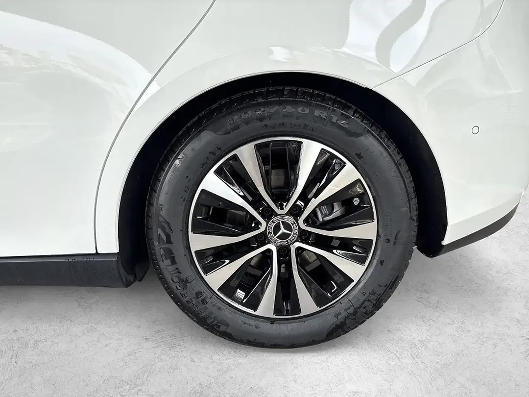 Mercedes-Benz B 180 Comfort - Thumbnail 4