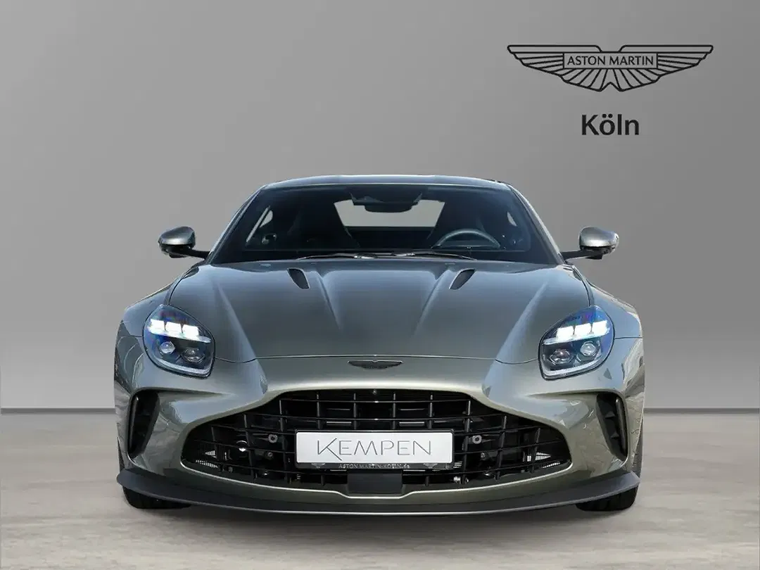 Aston Martin Vantage - Thumbnail 9