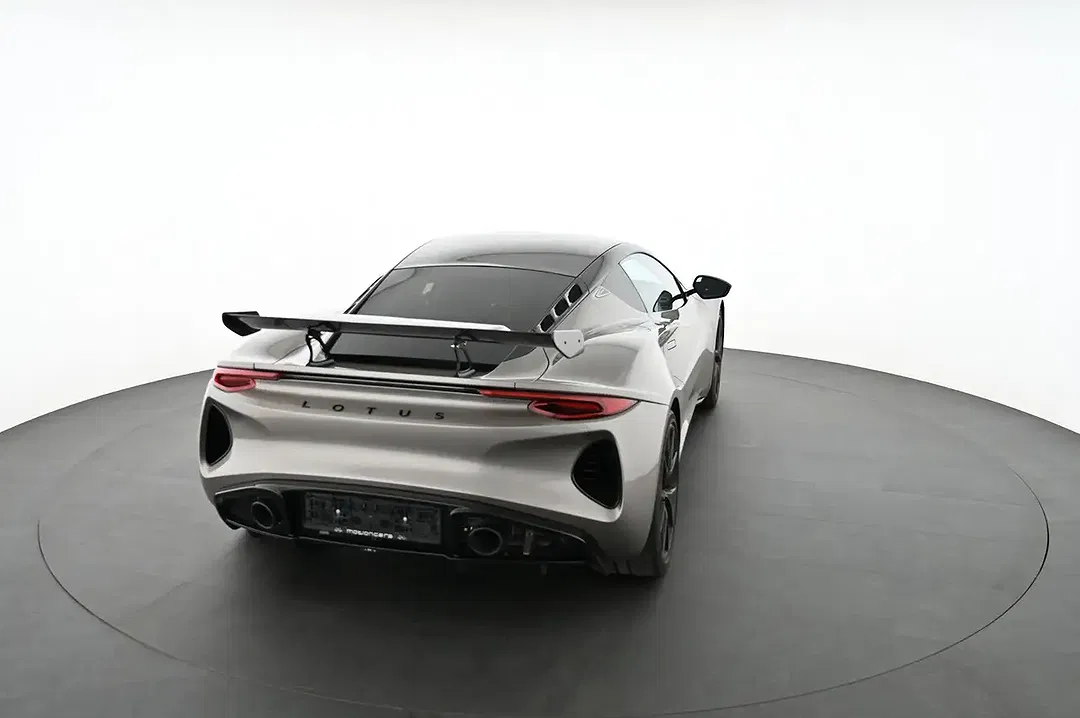 Lotus Emira - Thumbnail 12