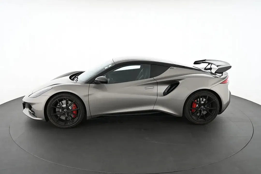 Lotus Emira - Thumbnail 5