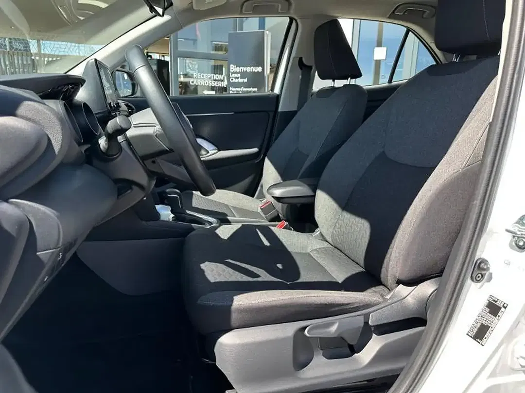 Toyota Yaris Cross - Thumbnail 10