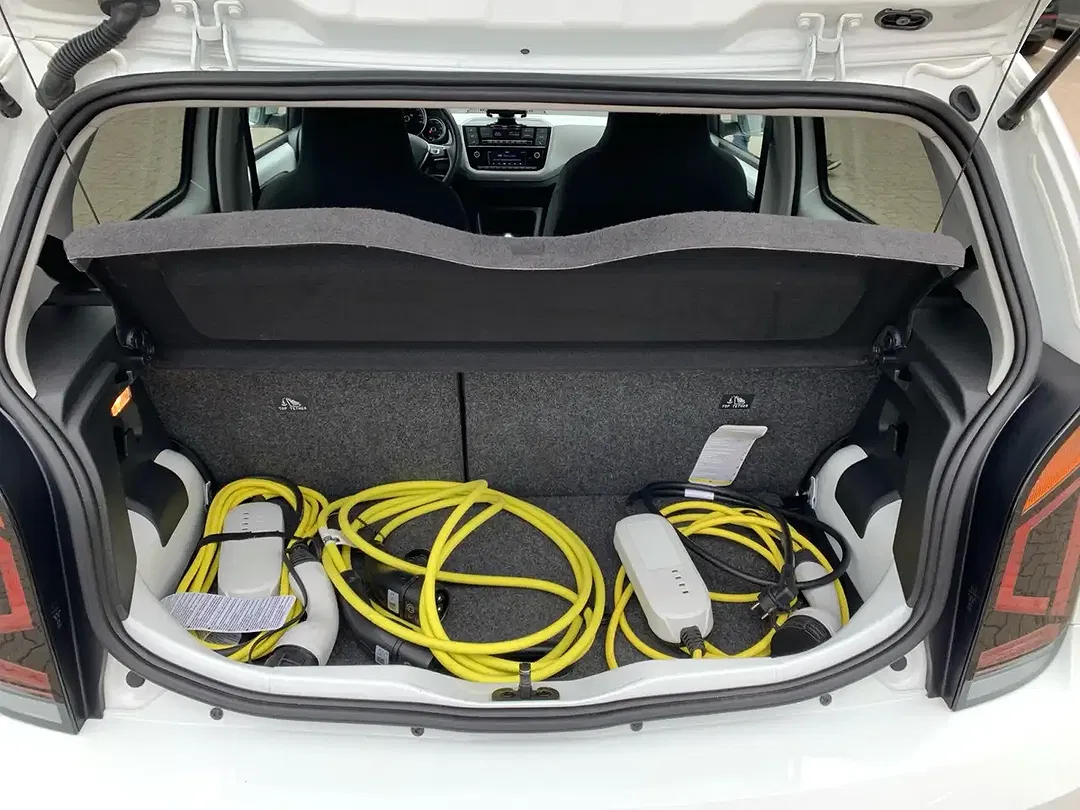 Volkswagen up! Edition - Thumbnail 10