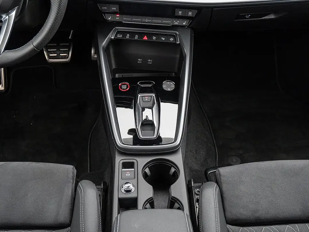 Audi S3 TFSI S tronic quattro Sportback - Thumbnail 13