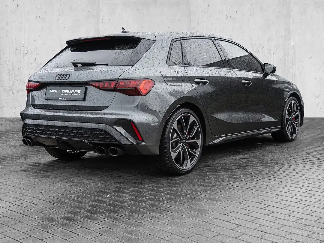 Audi S3 TFSI S tronic quattro Sportback - Thumbnail 3