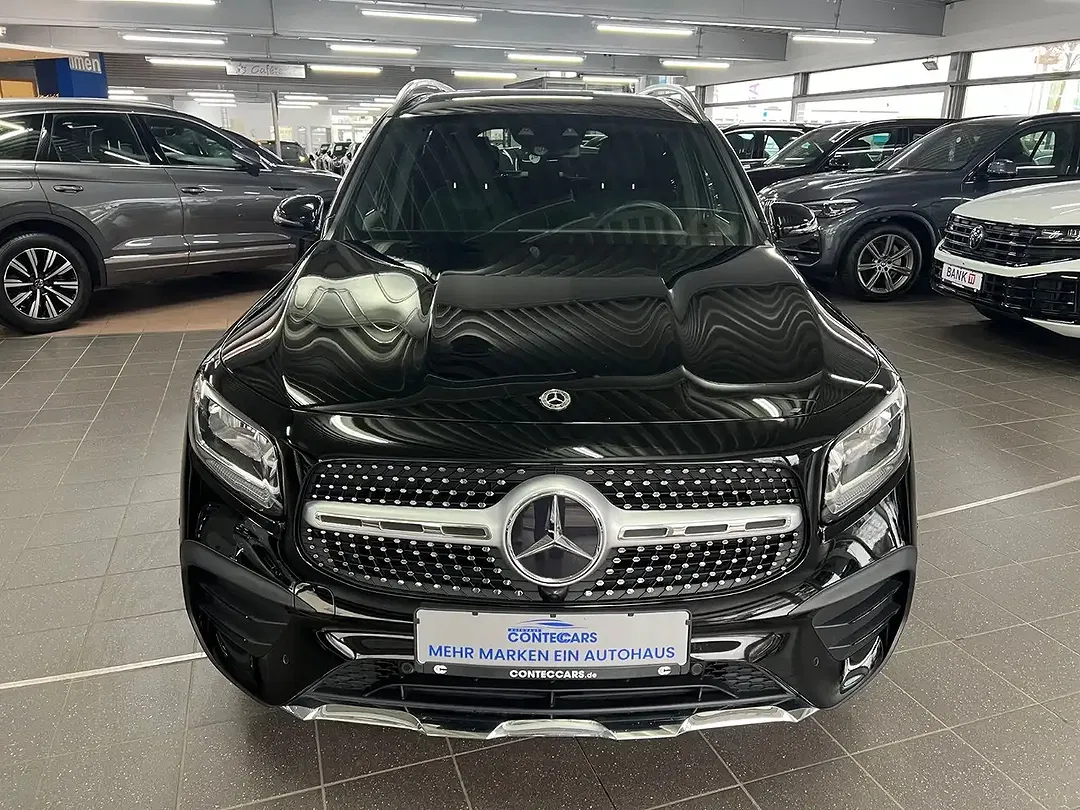 Mercedes-Benz GLB 200 AMG Line - Thumbnail 3