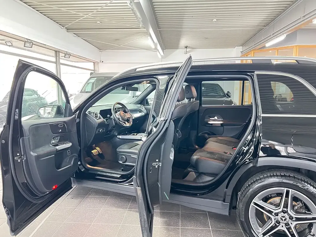 Mercedes-Benz GLB 200 AMG Line - Thumbnail 7
