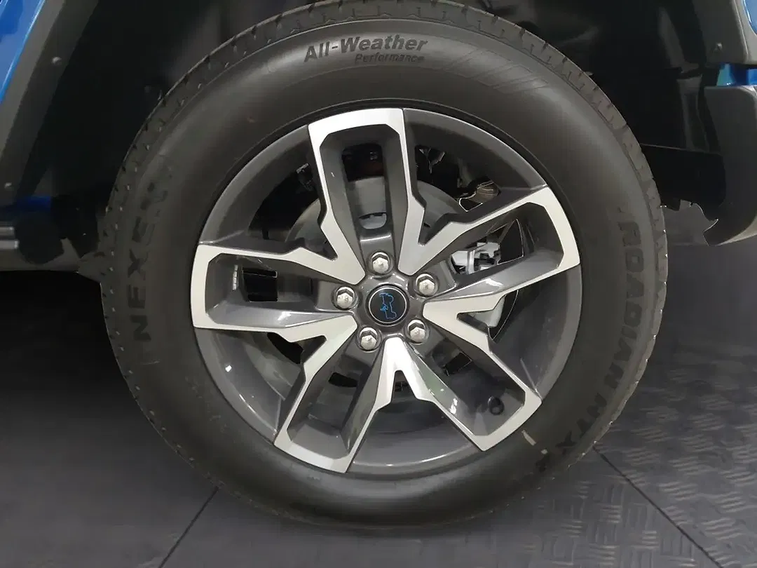 Jeep Wrangler PHEV Sahara - Thumbnail 13