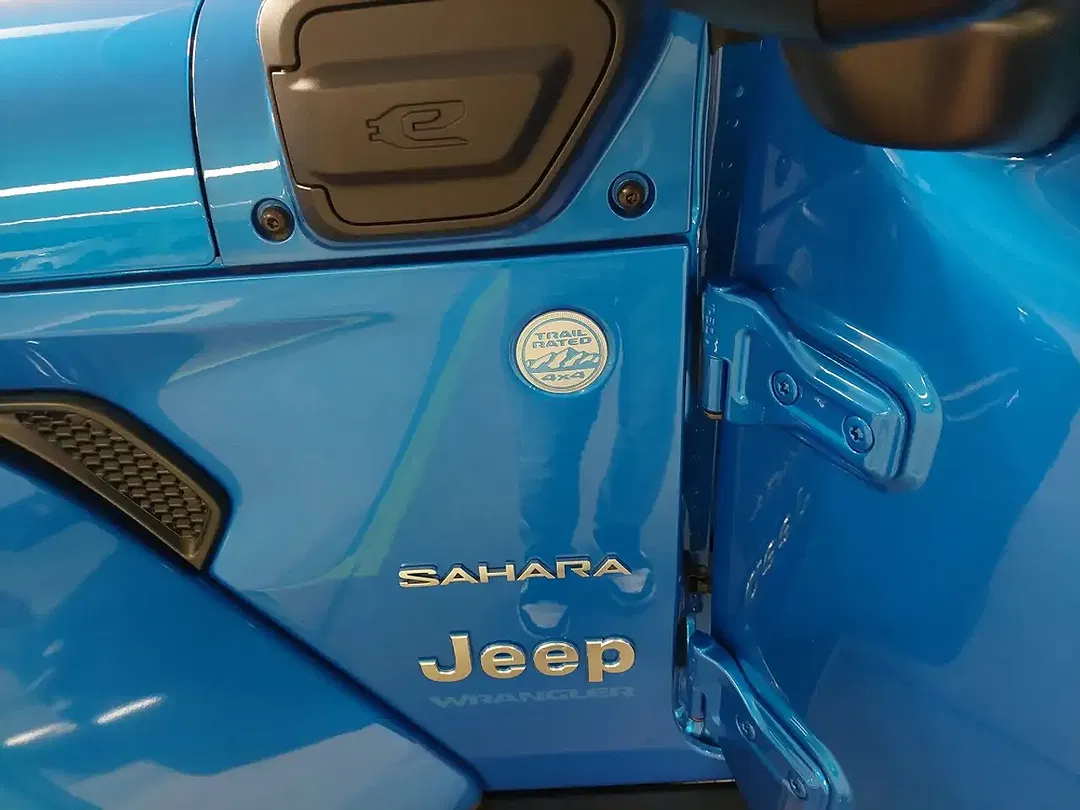 Jeep Wrangler PHEV Sahara - Thumbnail 16