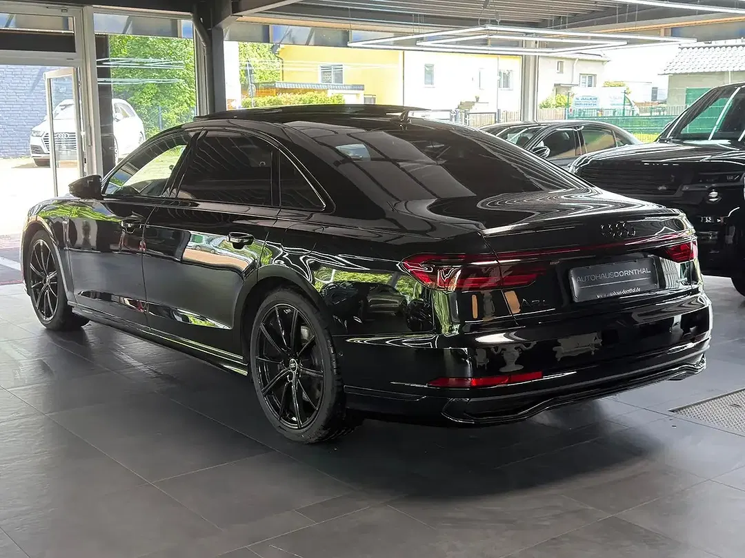 Audi A8 60 TFSI e quattro - Thumbnail 11