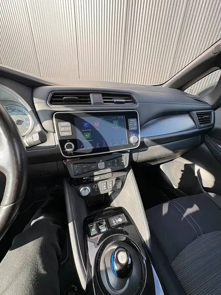 Nissan Leaf Tekna - Thumbnail 7