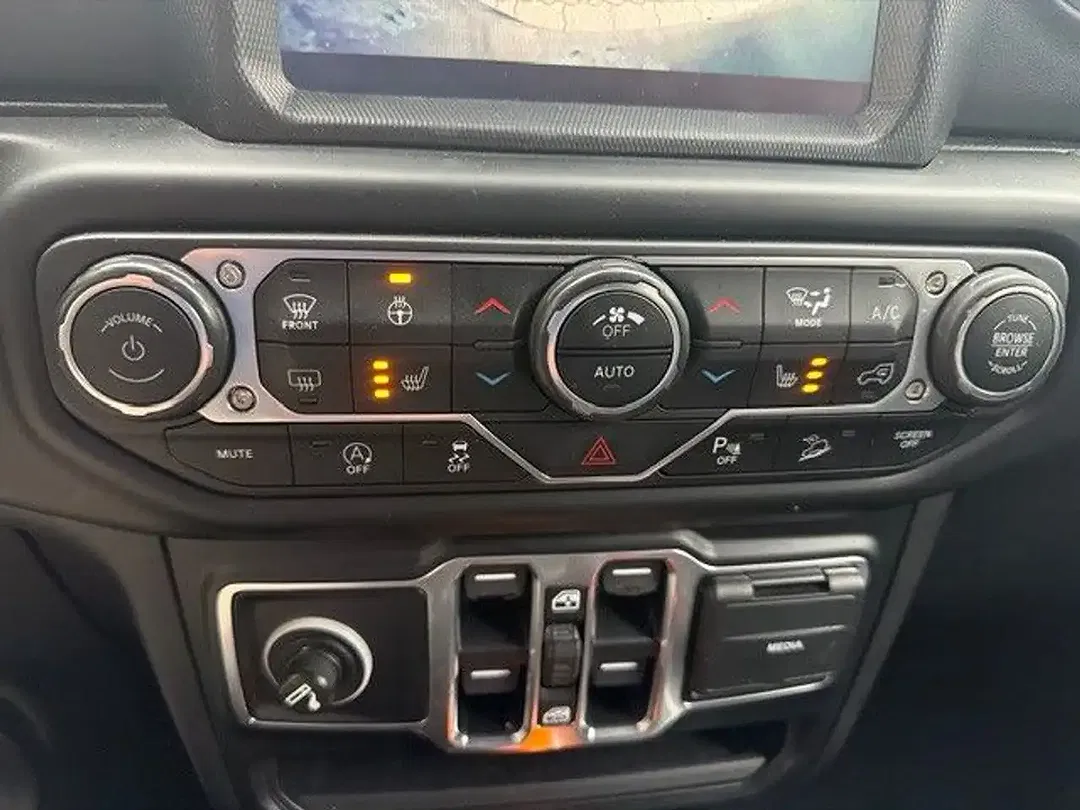 Jeep Wrangler 2.0 T-GDI Unlimited - foto 15