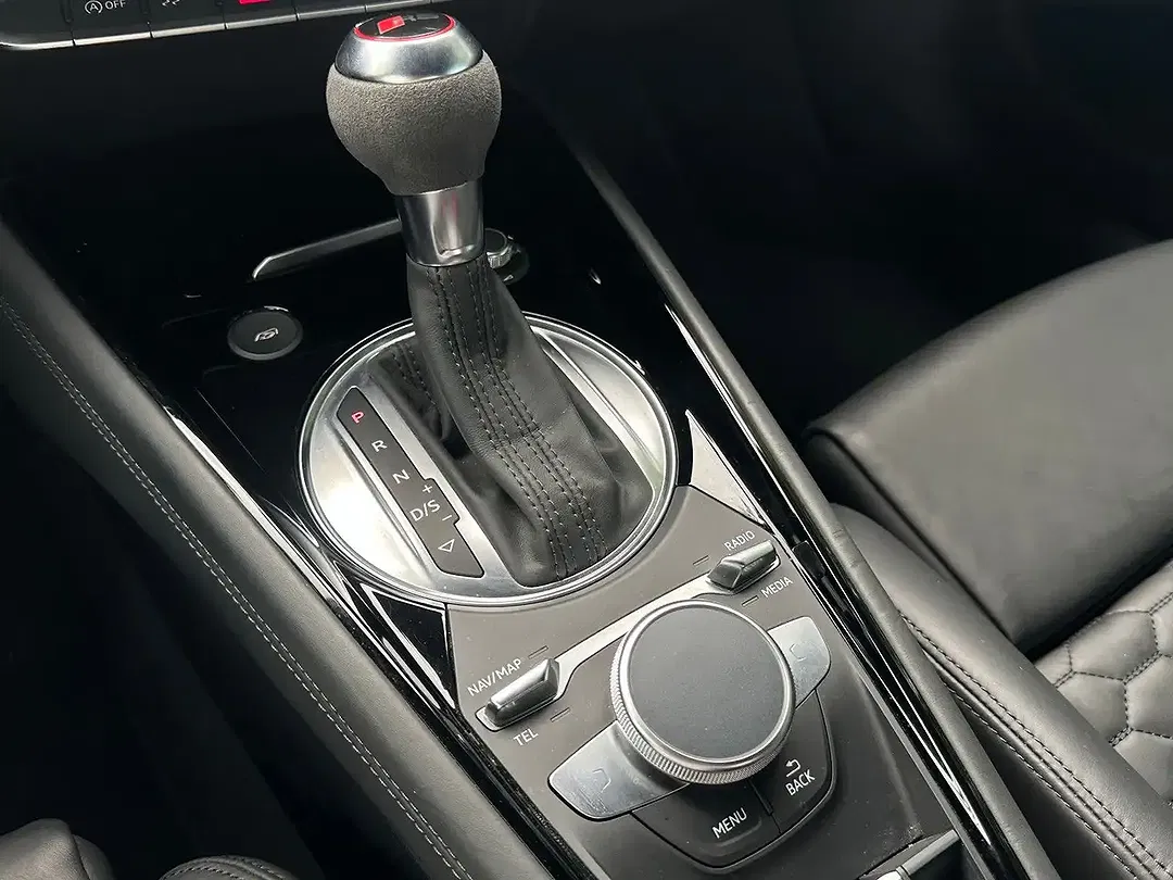 Audi TT RS quattro Matrix LED Roadster - Thumbnail 16