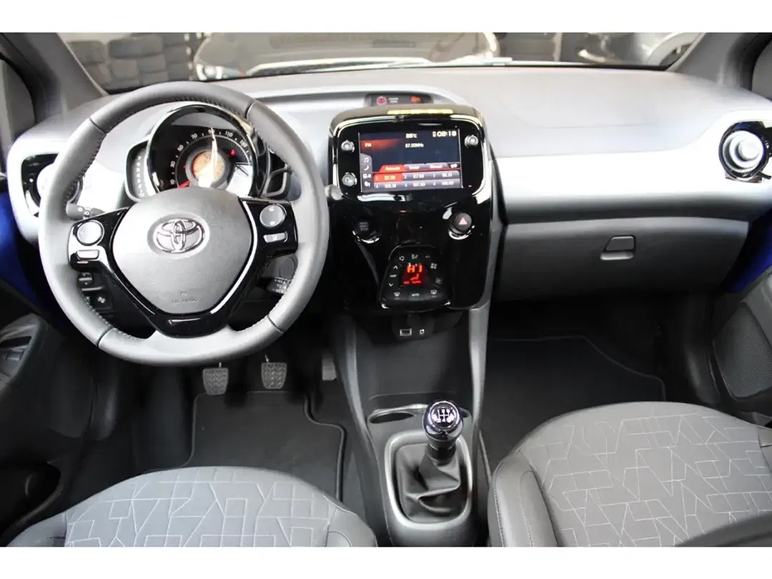 Toyota Aygo - Thumbnail 12