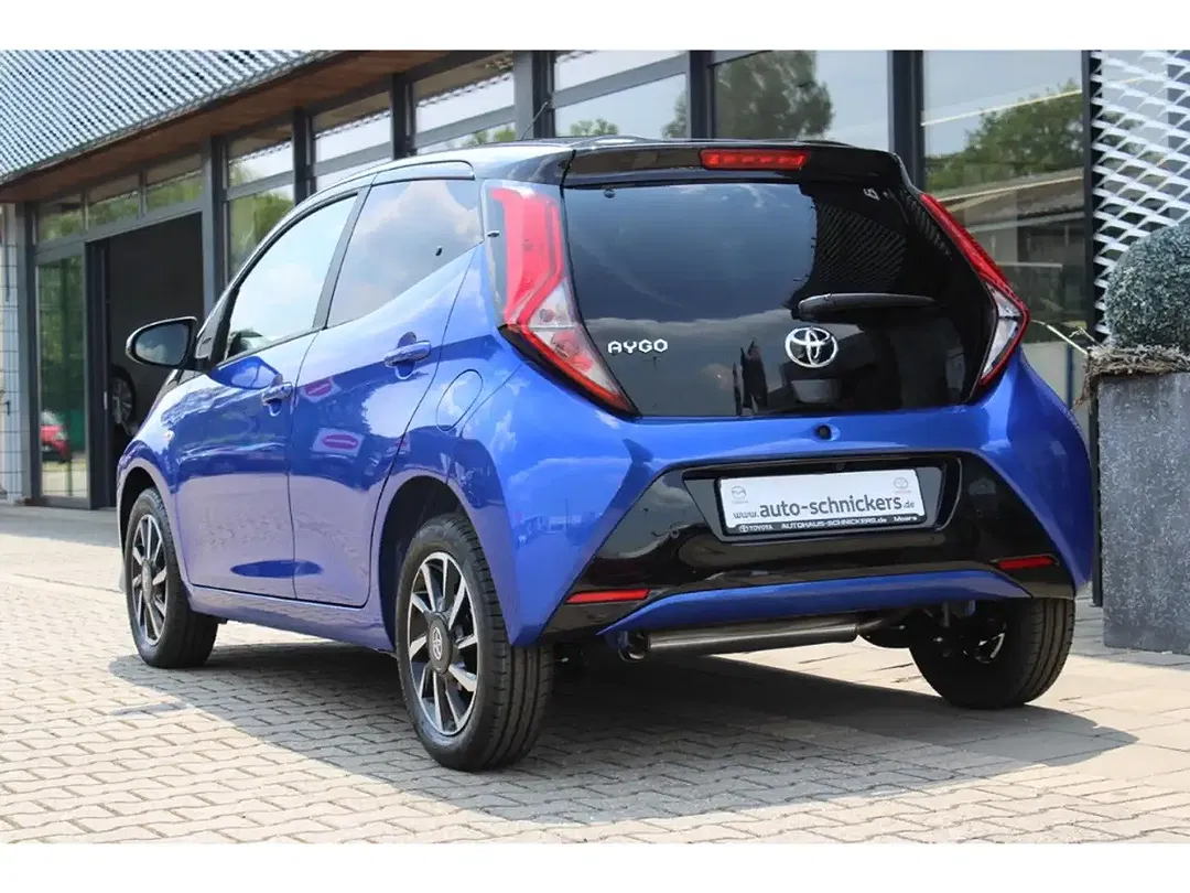 Toyota Aygo - Thumbnail 3