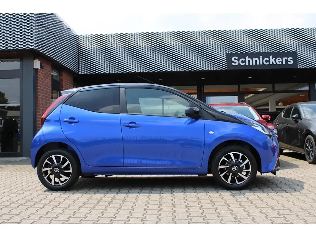 Toyota Aygo - Thumbnail 6