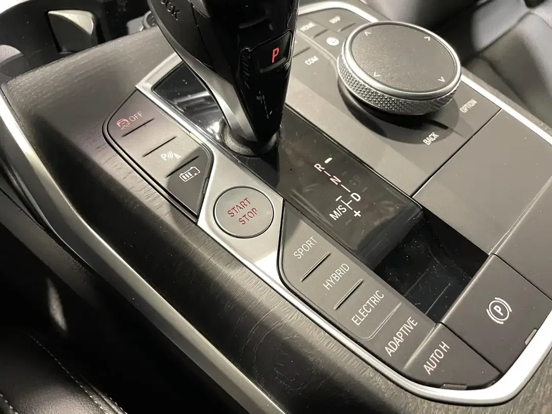 BMW 330 AUT Touring M Sport - Thumbnail 22