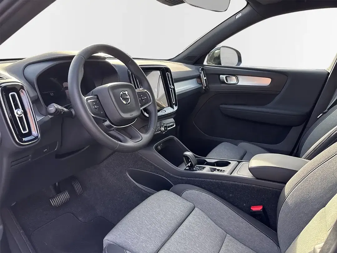 Volvo XC40 B3 Core - Thumbnail 10