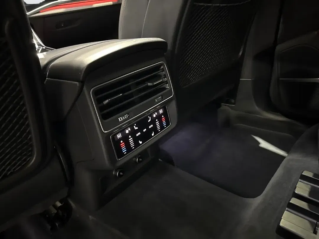 Audi RS Q8 Matrix LED - Thumbnail 12