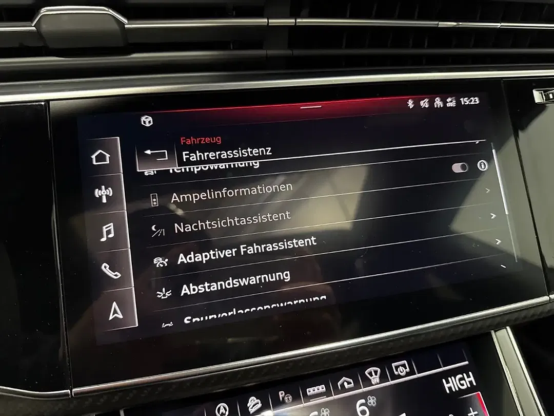Audi RS Q8 Matrix LED - foto 15