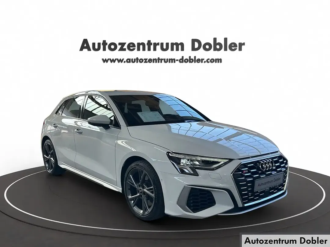 Audi S3 2.0 TFSI S tronic Sportback - Thumbnail 3