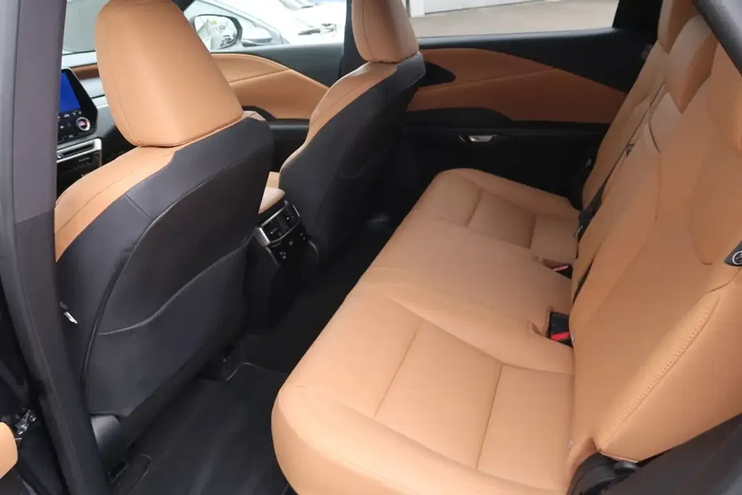 Lexus RX 350h Executive Line - Thumbnail 12