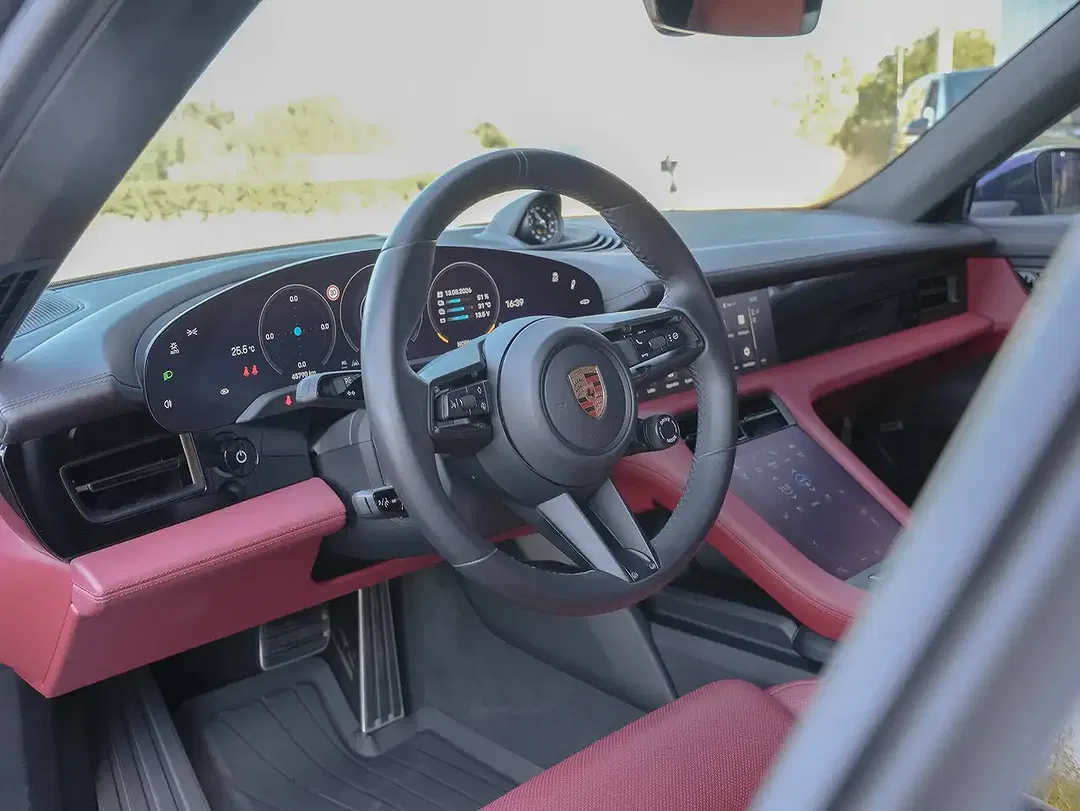 Porsche Taycan Sport Chrono Turbo - Thumbnail 10