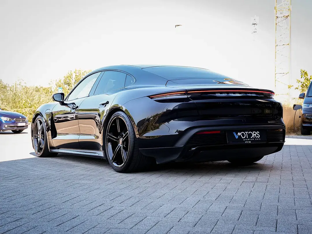 Porsche Taycan Sport Chrono Turbo - Thumbnail 4
