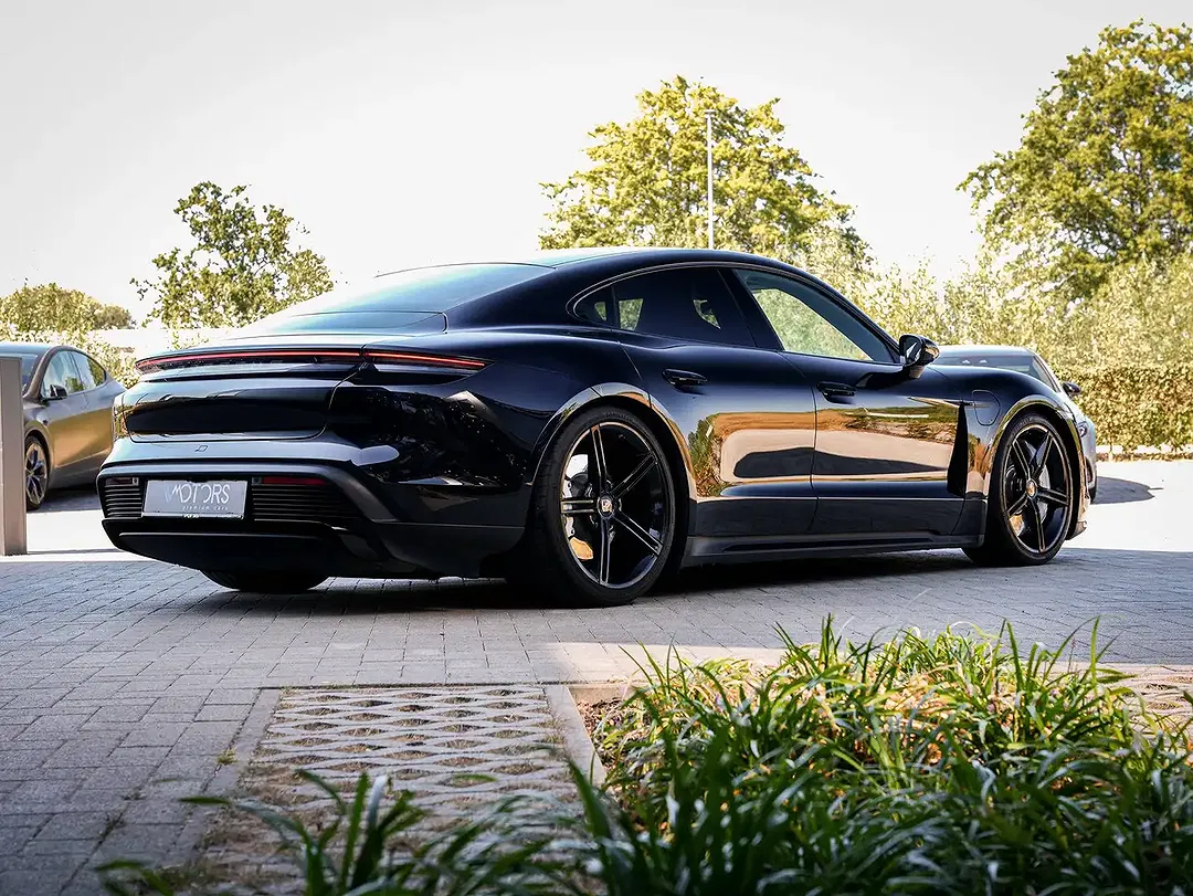 Porsche Taycan Sport Chrono Turbo - Thumbnail 5