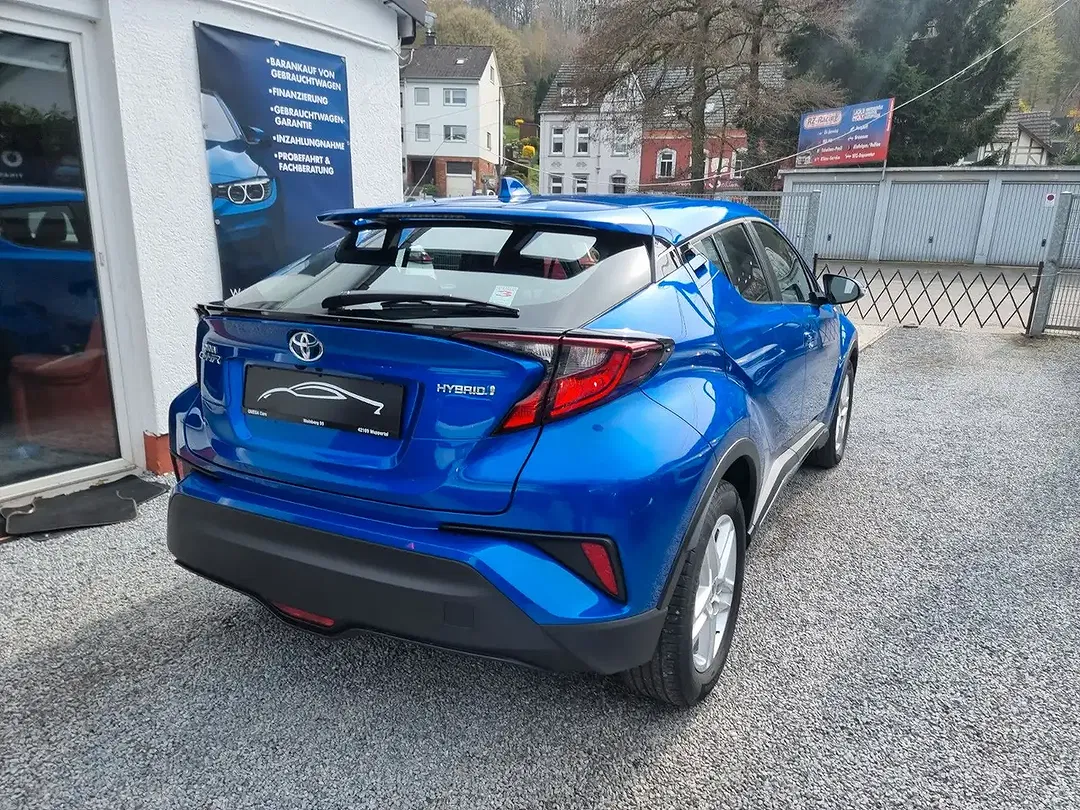 Toyota C-HR AUT Hybrid - Thumbnail 7